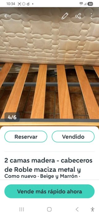 Dormitorio de madera con cajones y cerámica
