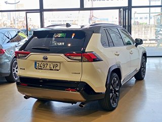 Toyota Rav4 2.5l 220H Style