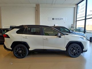 Toyota Rav4 2.5l 220H Style