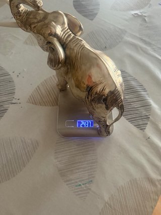 Elefante de plata decorativo