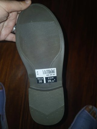 Botas niña talla 35 nuevas.