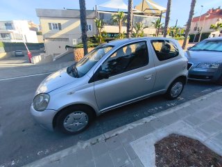 Toyota Yaris 2000