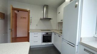 Piso en venta en Valdenoja - La Pereda en Santander
