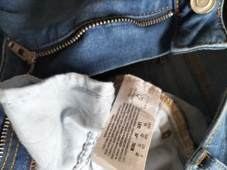Pantalón vaquero azul nuevo