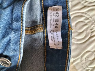 Pantalón vaquero azul nuevo