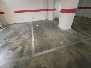 Garaje en venta en Colores - Entreparques en Sevilla