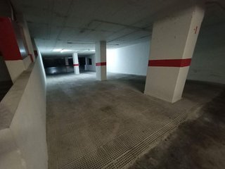 Garaje en venta en Colores - Entreparques en Sevilla