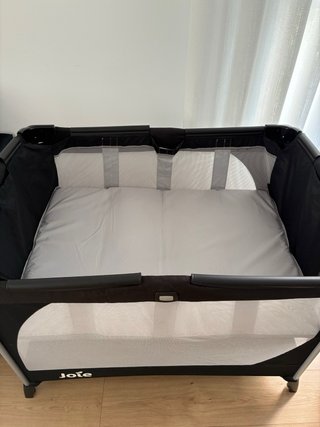 Cuna de viaje Joie