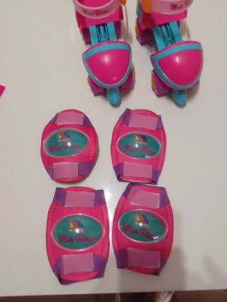 Patines Molto Roller y protecciones infantiles