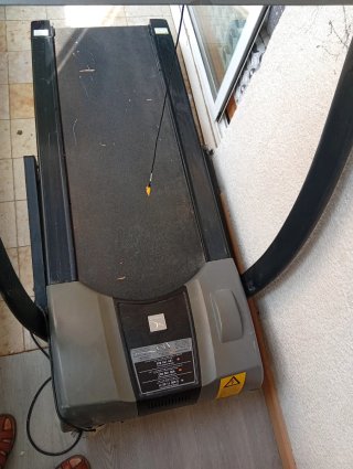 Cinta de correr TC-450 tiene la cinta poco gastad