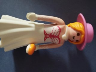 Playmobil Novia con Sombrero Rosa