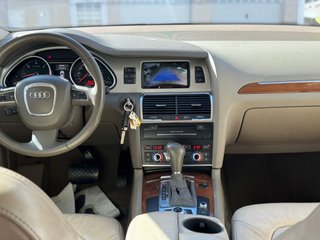 Audi Q7 2011