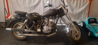 Moto Cruiser Jinlun Negra  125cc
