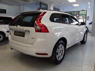Volvo XC60 2.0 D3 136 CV KINETIC 2WD