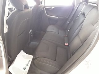 Volvo XC60 2.0 D3 136 CV KINETIC 2WD