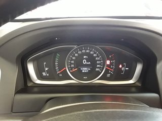 Volvo XC60 2.0 D3 136 CV KINETIC 2WD