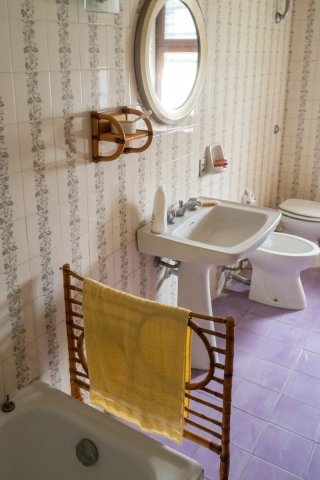 Mobile basso e Set arredo bagno Anni '60 / '70