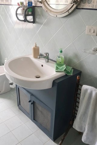 Mobile basso e Set arredo bagno Anni '60 / '70
