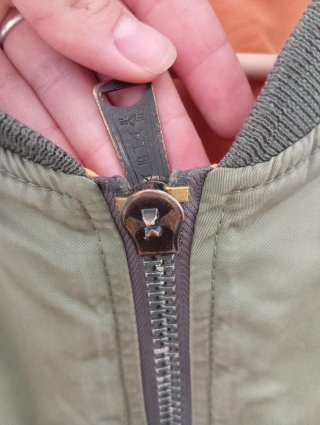 Chaqueta Alpha Industries Verde Talla S MA-1
