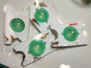 Aparejos de pesca Buldo con moscas