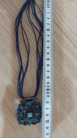 Collana ciondolo blu metallo smaltato strass