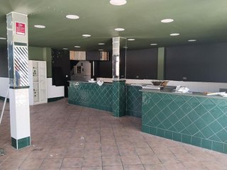 Local comercial en venta en Centro en Bormujos