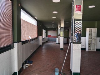 Local comercial en venta en Centro en Bormujos