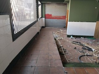 Local comercial en venta en Centro en Bormujos