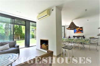 Casa pareada en alquiler en Vinyet-Terramar-Can Pei-Can Girona en Sitges