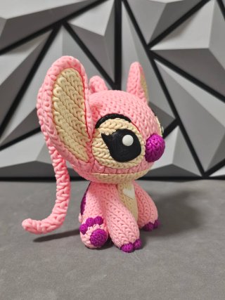 Figura Angel Lilo y Stitch efecto crochet 15cm