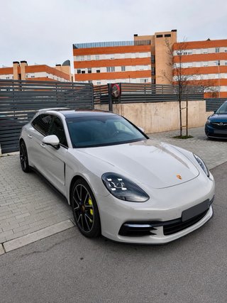 Porsche Panamera GT