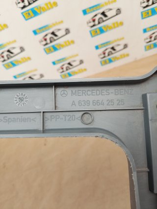 MOLDURA PUERTA DELANTERA DERECHA MERCEDES VITO
