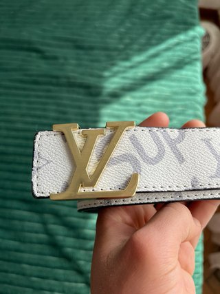 Cintura Louis Vuitton Bianca e Dorata