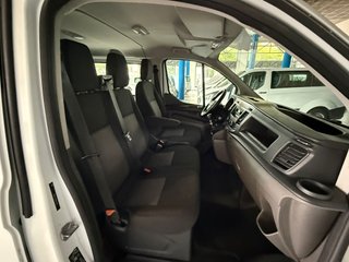 FORD TRANSIT CUSTOM 2.0 TDCI AMBIENTE combi 6 plz
