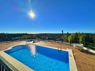 Casa pareada en venta en Benahavís
