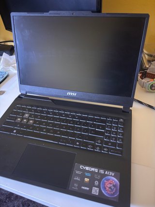 Portátil MSI Negro - Más de 1 año, buen estado