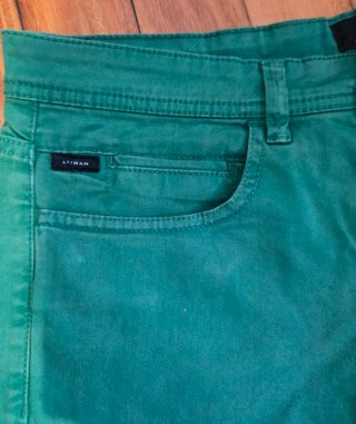 Pantalón corto verde