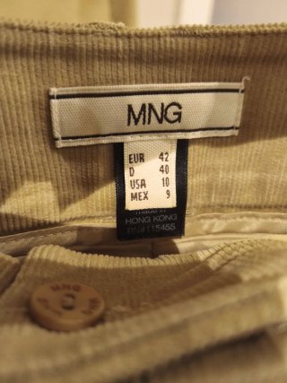 Traje chaqueta y falda micropana Mango