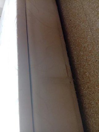 Canapé 135cm tela y madera