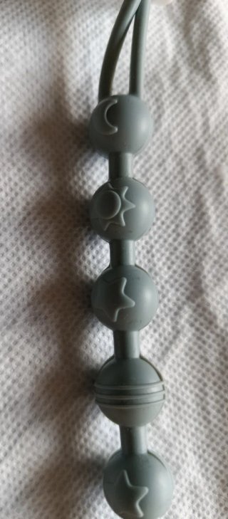 Sujetachupetes silicona gris con clip