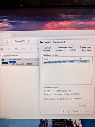 HP EliteDesk Ryzen3 3200G 8GB RAM 128GB SSD Win11
