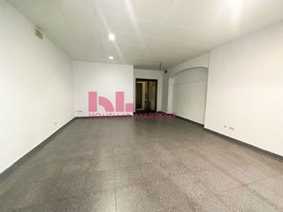 Local comercial en alquiler en Calella