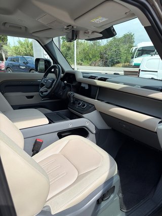 DEFENDER 90