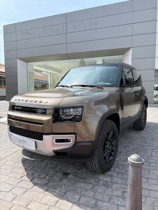 DEFENDER 90