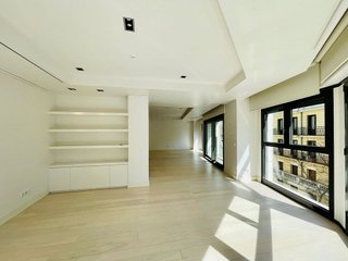 Piso en alquiler en Almagro en Madrid