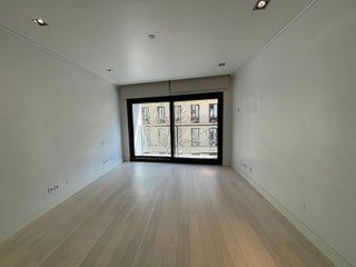Piso en alquiler en Almagro en Madrid