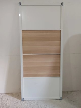 Armario grande correderas PAX Ikea madera y metal.
