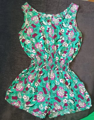Mono corto de verano talla M