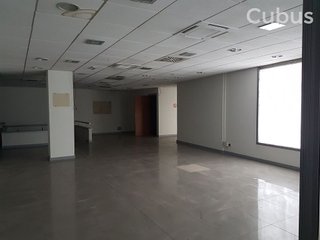 Local comercial en alquiler en Olot