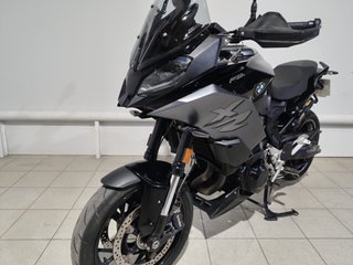 BMW F 900 XR Triple Black